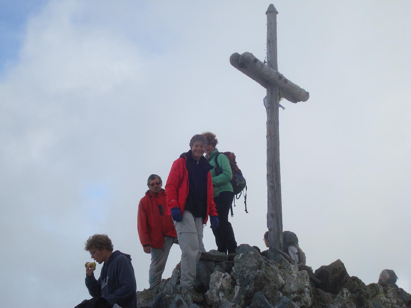 DSC02884.jpg - Alain, Suzanne et Barbara � la Croix de Belledonne