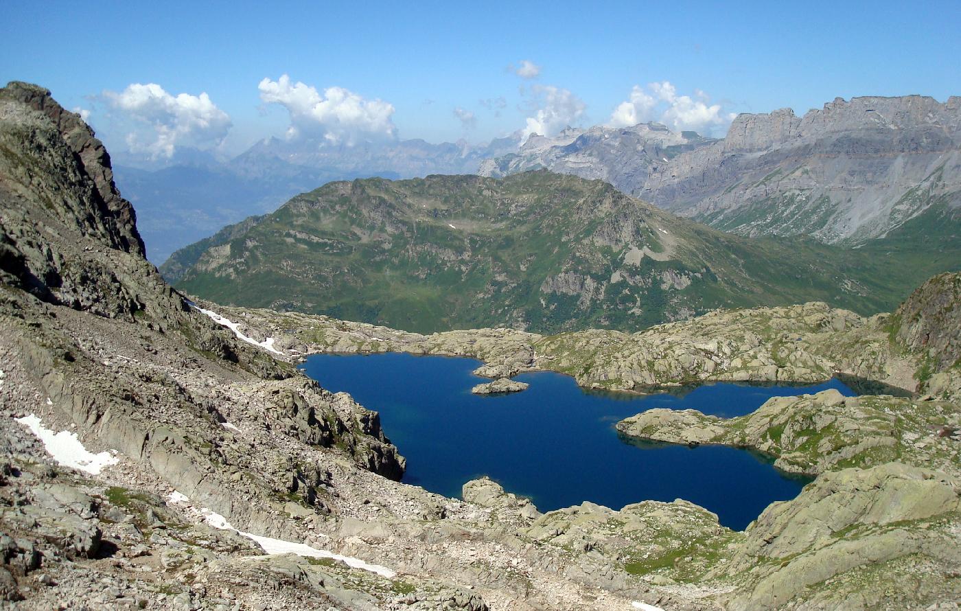 DSC02477.jpg - Le Lac Cornu et la Pointe de Pormenaz