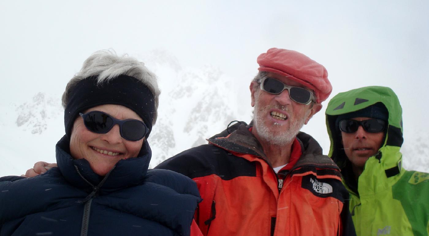 DSC03725.jpg - Dominique, Henry et Philippe au point 2311