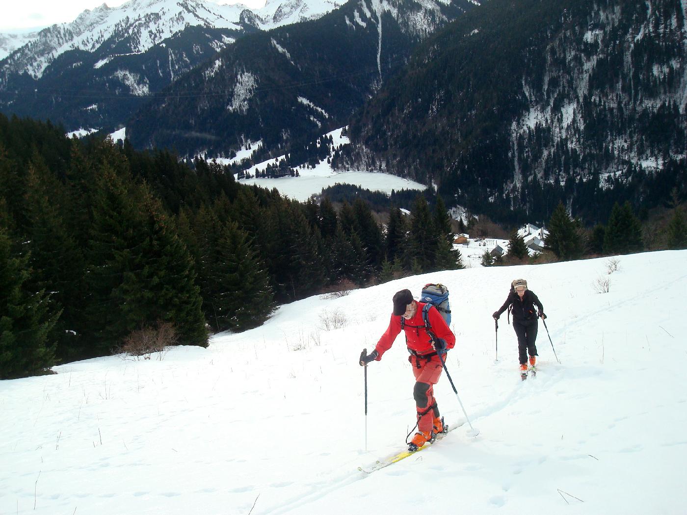 DSC03682.jpg - Jean-Claude et Catherine, au fond le Lac de Vallon