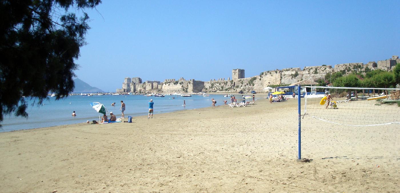dsc023180.jpg - La plage de Methoni et la forteresse v�nitienne (XIIIe au XVIIIe si�cle)