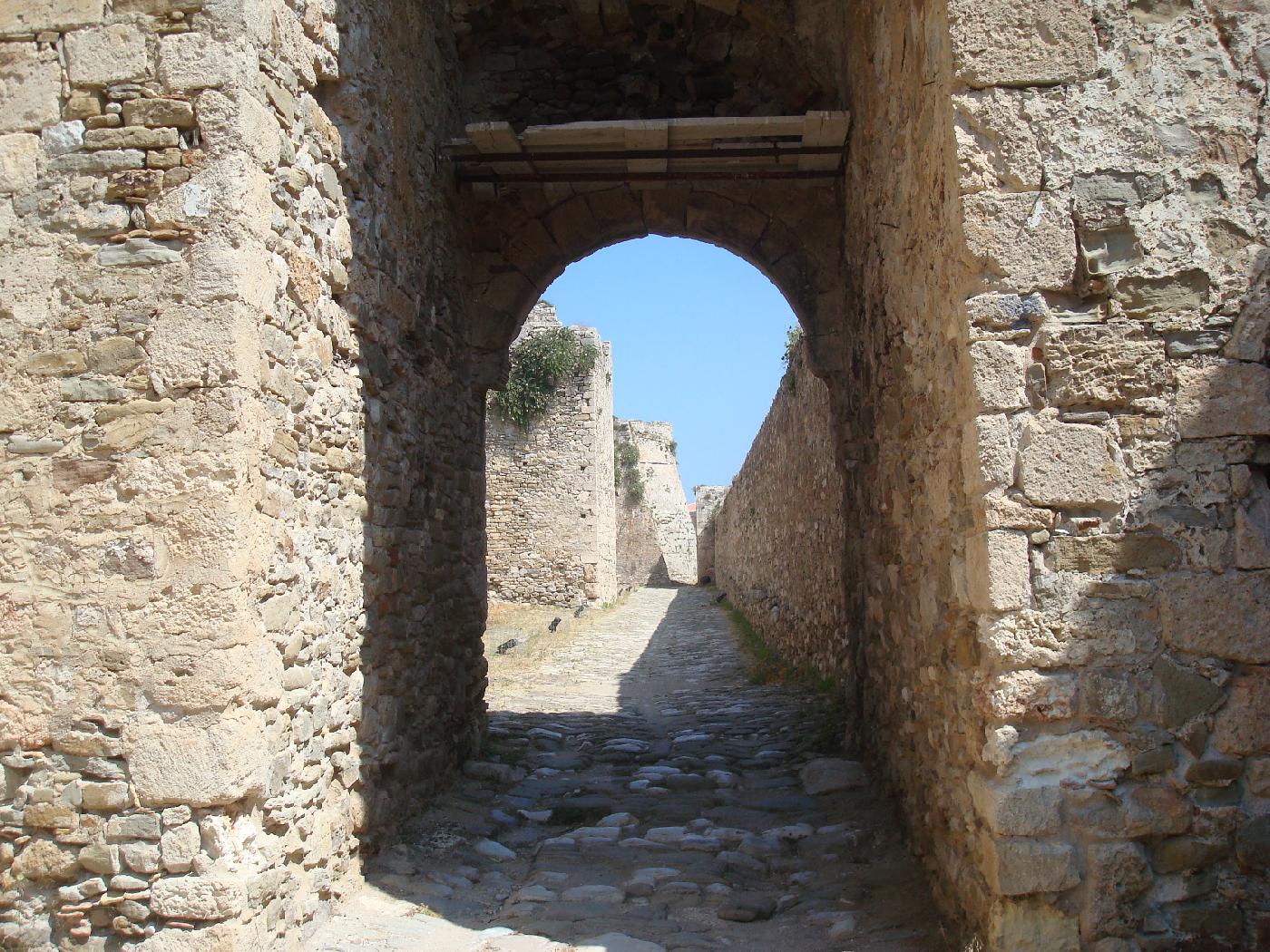 dsc023220.jpg - La Porte de Terre (XIIIe si�cle)