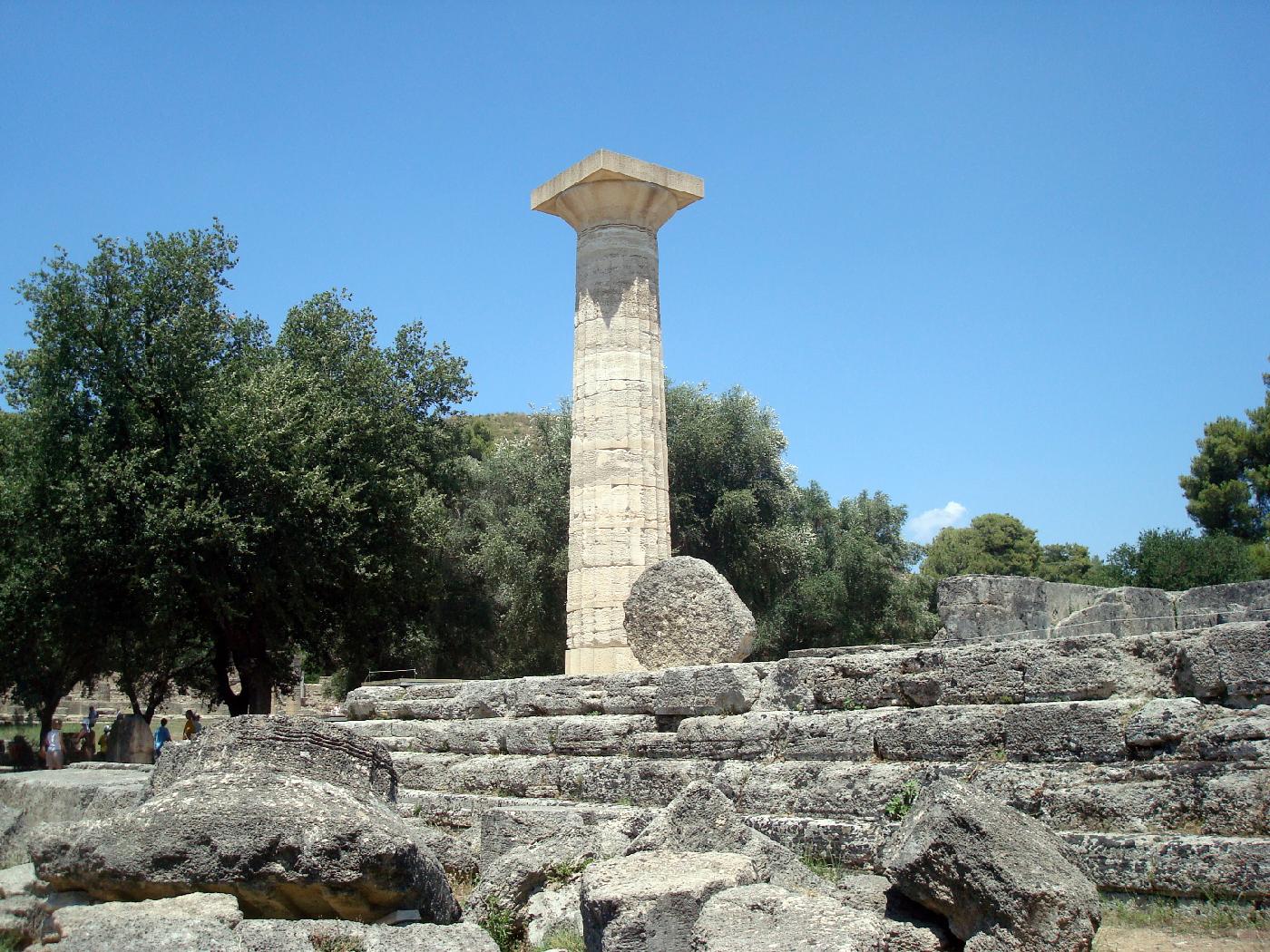 dsc023870.jpg - Temple de Zeus, �rig� entre 470 et 456 avant J. C