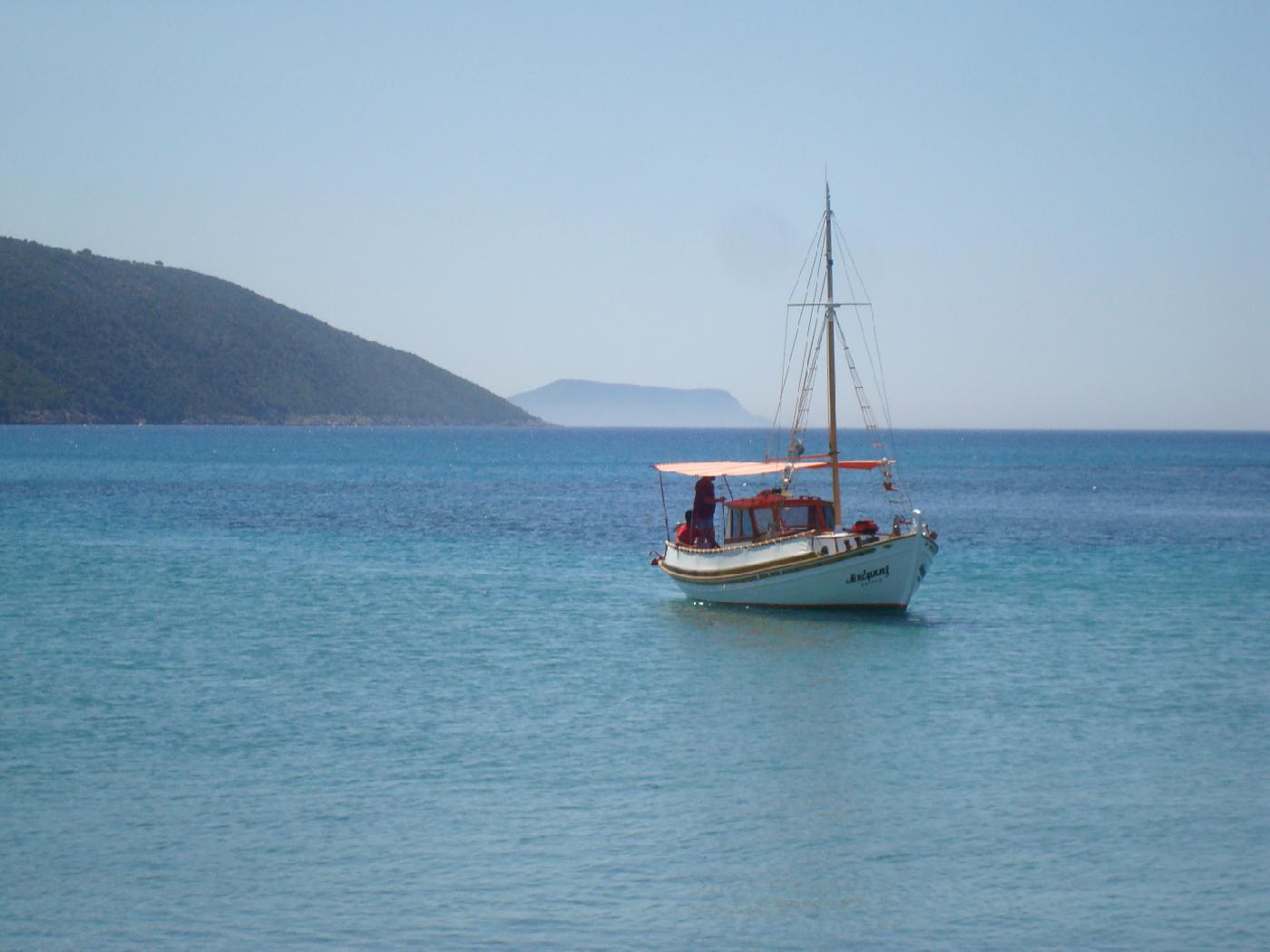 dsc024576.jpg - Le Didis, bateau d�excursion