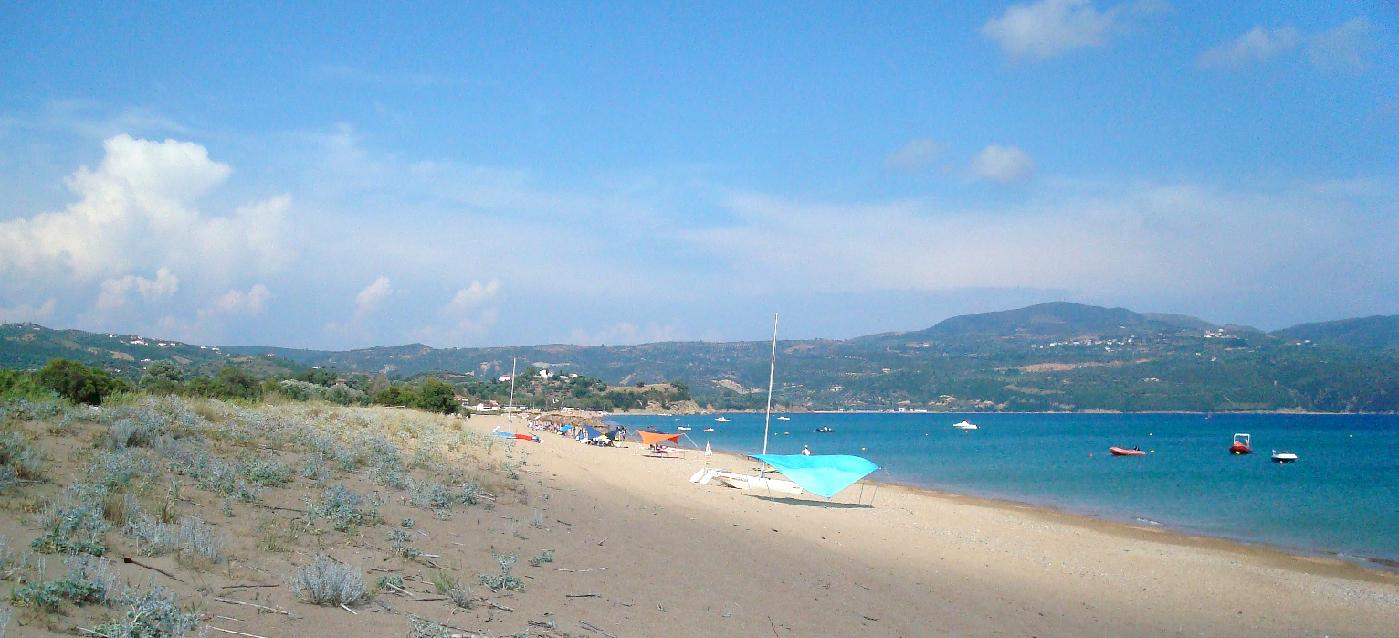 dsc024644.jpg - La grande plage de Filikounda